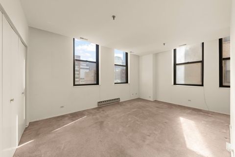Tiny photo for 640 S Federal Street #702, Chicago, IL 60605 (MLS # 12512843)