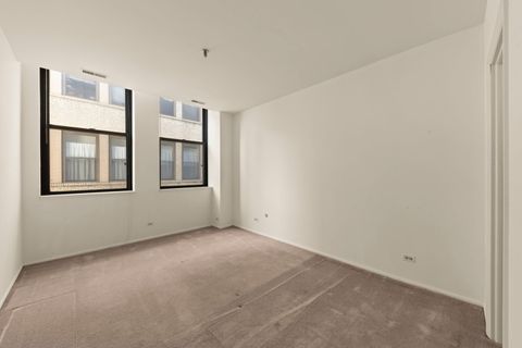 Tiny photo for 640 S Federal Street #702, Chicago, IL 60605 (MLS # 12512843)