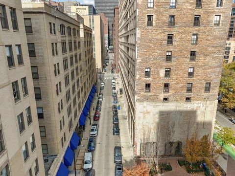 Tiny photo for 640 S Federal Street #702, Chicago, IL 60605 (MLS # 12512843)