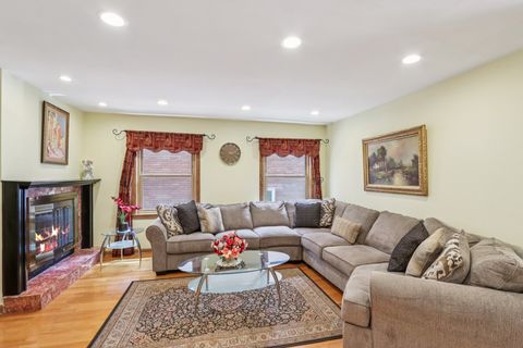 Tiny photo for 6741 N Ramona Avenue, Lincolnwood, IL 60712 (MLS # 12460935)