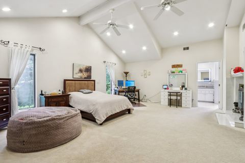 Tiny photo for 6741 N Ramona Avenue, Lincolnwood, IL 60712 (MLS # 12460935)