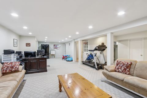 Tiny photo for 6741 N Ramona Avenue, Lincolnwood, IL 60712 (MLS # 12460935)