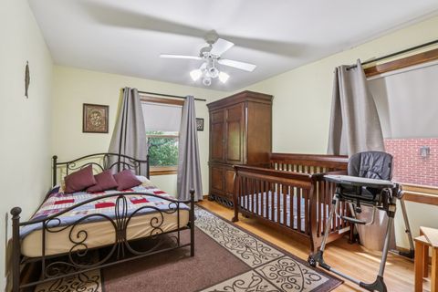 Tiny photo for 6741 N Ramona Avenue, Lincolnwood, IL 60712 (MLS # 12460935)