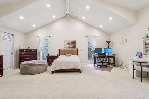 Tiny photo for 6741 N Ramona Avenue, Lincolnwood, IL 60712 (MLS # 12460935)