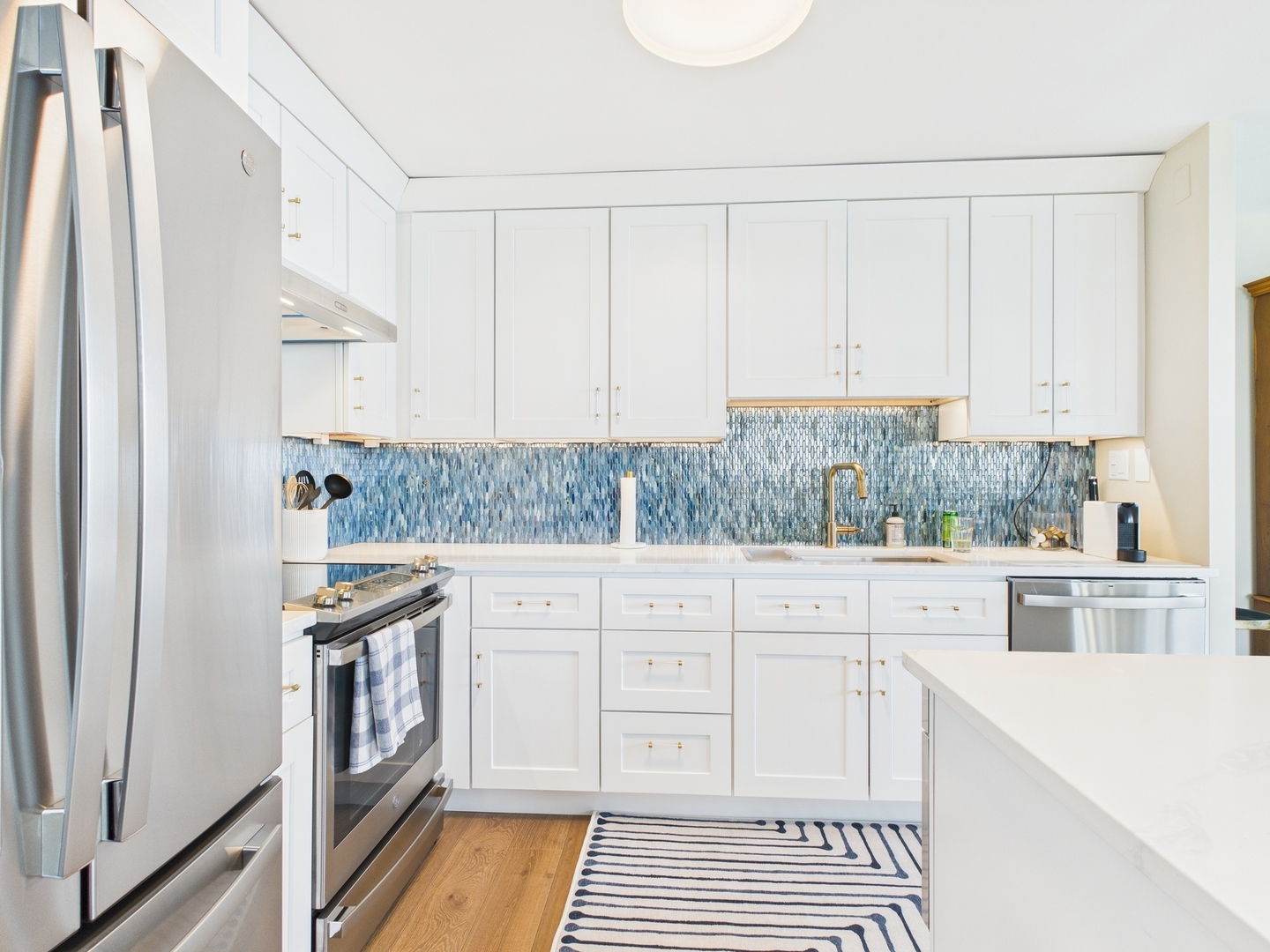 1700 E 56th Street 3201