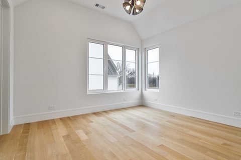 Tiny photo for 539 Kensington Court, Hinsdale, IL 60521 (MLS # 12741866)