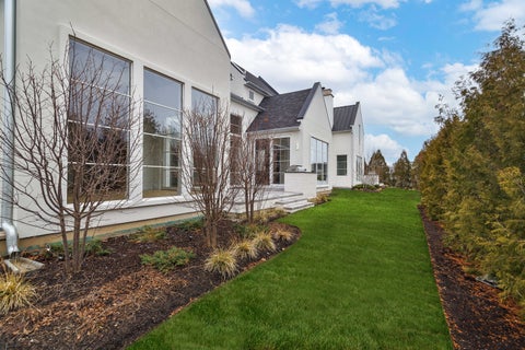 Tiny photo for 539 Kensington Court, Hinsdale, IL 60521 (MLS # 12741866)