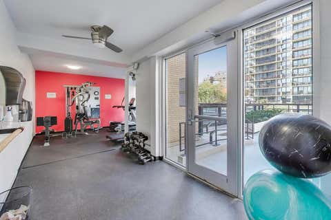 Tiny photo for 3180 N Lake Shore Drive #4G, Chicago, IL 60657 (MLS # 12700537)