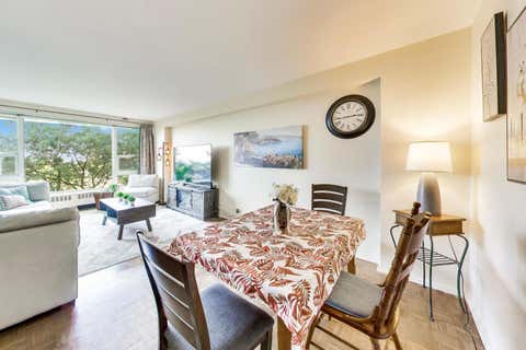 Tiny photo for 3180 N Lake Shore Drive #4G, Chicago, IL 60657 (MLS # 12700537)
