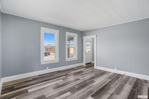 Tiny photo for 1416 17TH Avenue, Moline, IL 61265 (MLS # QC4269809)