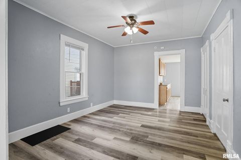 Tiny photo for 1416 17TH Avenue, Moline, IL 61265 (MLS # QC4269809)