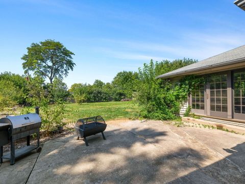 Tiny photo for 2250 White Oak Drive, Northbrook, IL 60062 (MLS # 12474721)