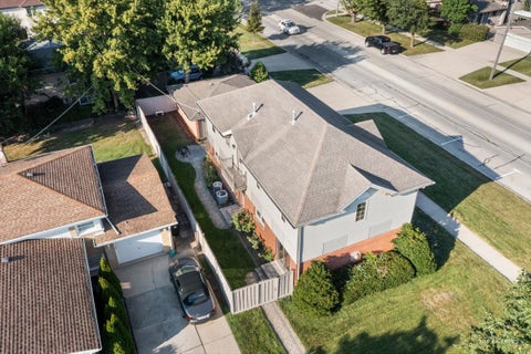 Tiny photo for 8000 W Lake Street, Niles, IL 60714 (MLS # 12763144)
