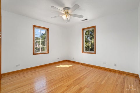 Tiny photo for 8000 W Lake Street, Niles, IL 60714 (MLS # 12763144)