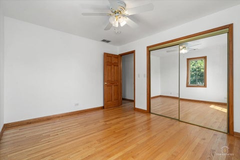 Tiny photo for 8000 W Lake Street, Niles, IL 60714 (MLS # 12763144)