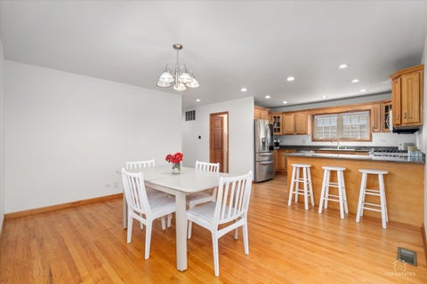 Tiny photo for 8000 W Lake Street, Niles, IL 60714 (MLS # 12763144)