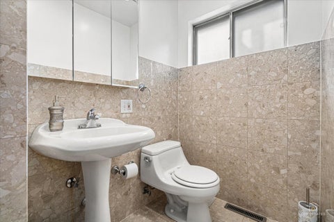 Tiny photo for 8000 W Lake Street, Niles, IL 60714 (MLS # 12763144)