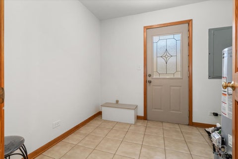 Tiny photo for 8000 W Lake Street, Niles, IL 60714 (MLS # 12763144)
