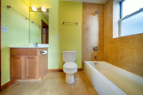 Tiny photo for 1225 W Greenleaf Avenue #3W, Chicago, IL 60626 (MLS # 12506250)