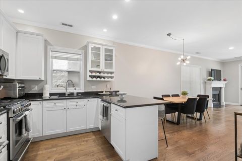 Tiny photo for 1508 N Hudson Avenue #2, Chicago, IL 60610 (MLS # 12678458)