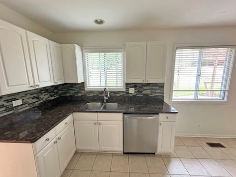 Tiny photo for 208 Autumn Lane, Vernon Hills, IL 60061 (MLS # 12745925)
