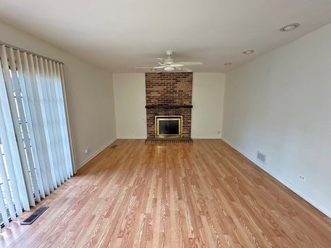 Tiny photo for 208 Autumn Lane, Vernon Hills, IL 60061 (MLS # 12745925)