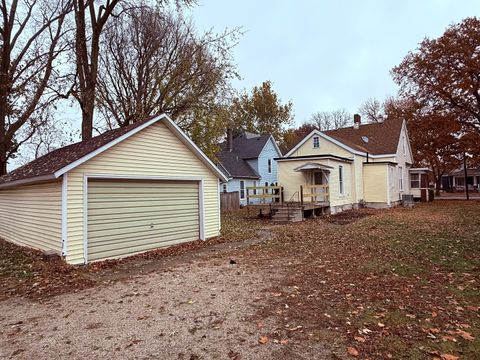 Tiny photo for 613 N Center Street, Clinton, IL 61727 (MLS # 12494027)