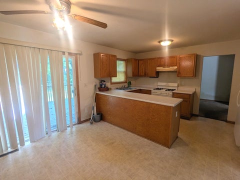 Tiny photo for 1053 School Street, Rockford, IL 61101 (MLS # 12773078)