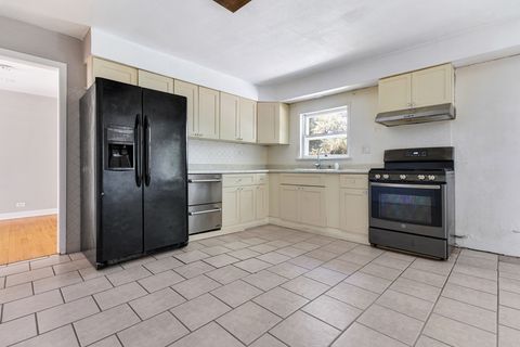 Tiny photo for 9532 Greenwood Drive, Des Plaines, IL 60016 (MLS # 12475809)