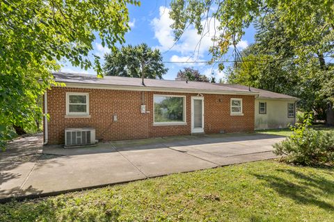 Tiny photo for 9532 Greenwood Drive, Des Plaines, IL 60016 (MLS # 12475809)