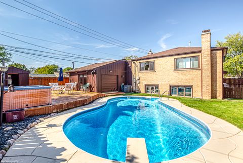 A home in Oak Lawn