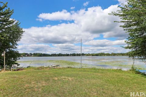 Tiny photo for 144 Oakwood Drive, Antioch, IL 60002 (MLS # 12562913)