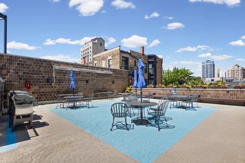 Tiny photo for 2500 N Lakeview Avenue #3101, Chicago, IL 60614 (MLS # 12743387)