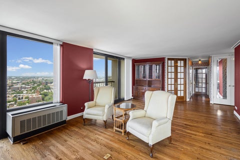 Tiny photo for 2500 N Lakeview Avenue #3101, Chicago, IL 60614 (MLS # 12743387)