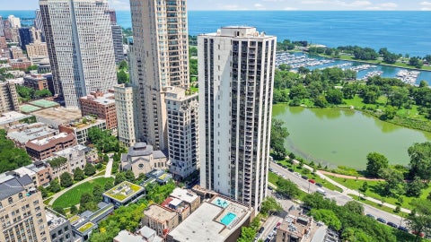 Tiny photo for 2500 N Lakeview Avenue #3101, Chicago, IL 60614 (MLS # 12743387)