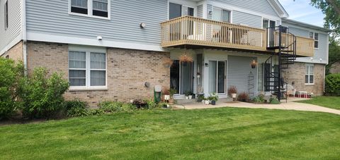Tiny photo for 355 S Collins Street #355, South Elgin, IL 60177 (MLS # 12610183)