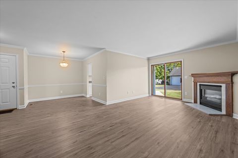 Tiny photo for 355 S Collins Street #355, South Elgin, IL 60177 (MLS # 12610183)