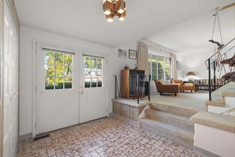 Tiny photo for 2 Vermont Circle, Bolingbrook, IL 60440 (MLS # 12506203)