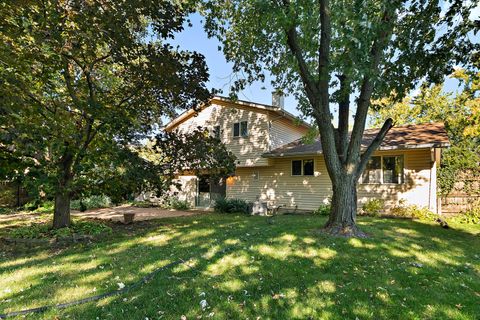 Tiny photo for 2 Vermont Circle, Bolingbrook, IL 60440 (MLS # 12506203)