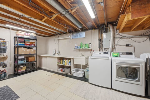 Tiny photo for 3446 Pleasant Drive, Bettendorf, IA 52722 (MLS # 12742880)
