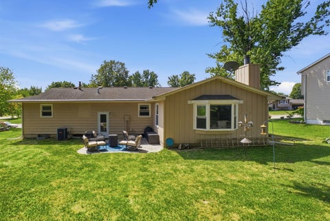Tiny photo for 3446 Pleasant Drive, Bettendorf, IA 52722 (MLS # 12742880)