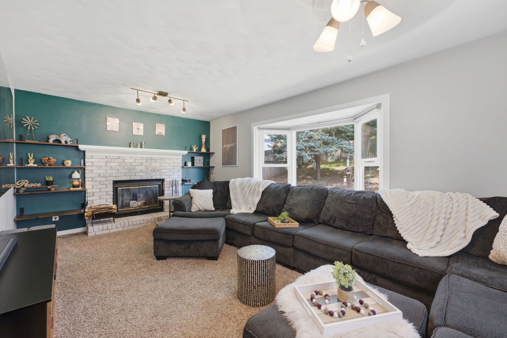 3446 Pleasant Drive