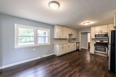 Tiny photo for 16037 Evans Avenue, South Holland, IL 60473 (MLS # 12500381)