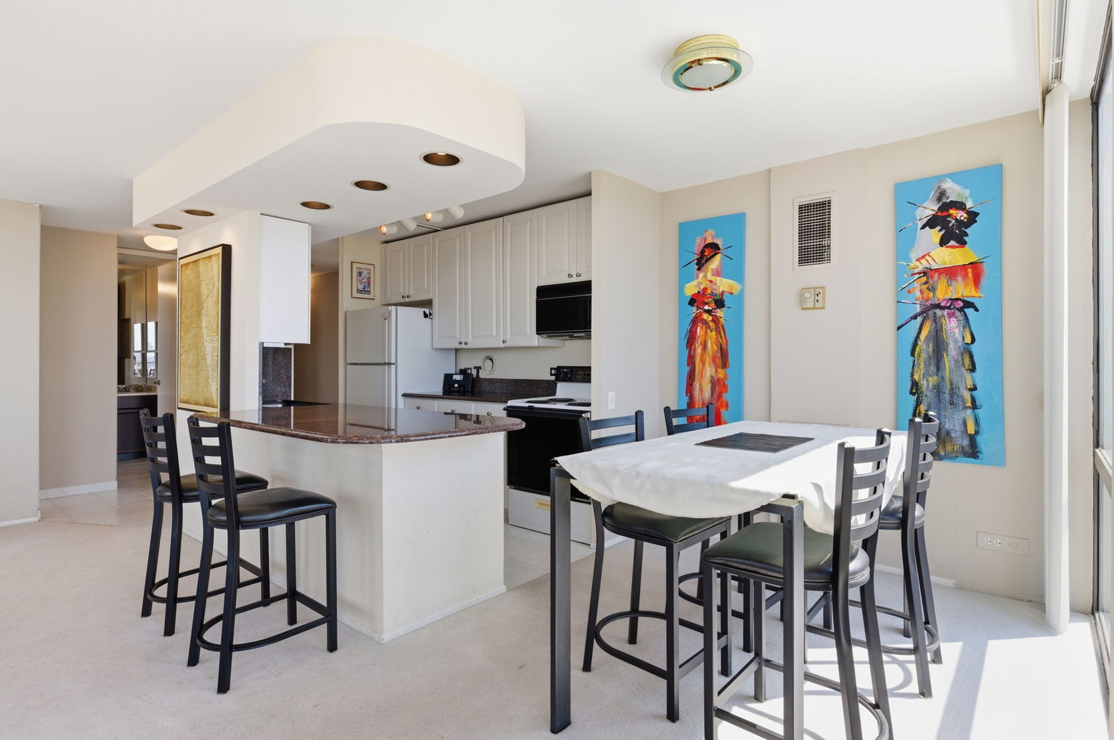 345 W FULLERTON Avenue 2406