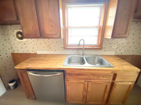 Tiny photo for 14210 S Wabash Avenue, Riverdale, IL 60827 (MLS # 12514372)