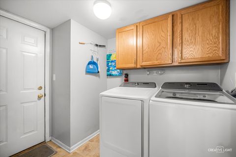 Tiny photo for 12 Middlefield Court, Lake In The Hills, IL 60156 (MLS # 12627666)