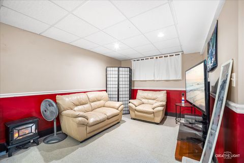 Tiny photo for 12 Middlefield Court, Lake In The Hills, IL 60156 (MLS # 12627666)