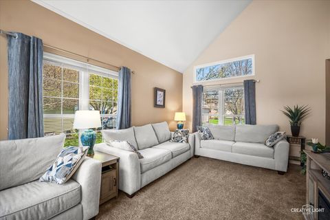 Tiny photo for 12 Middlefield Court, Lake In The Hills, IL 60156 (MLS # 12627666)