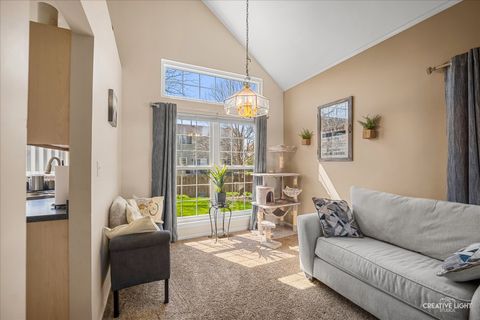 Tiny photo for 12 Middlefield Court, Lake In The Hills, IL 60156 (MLS # 12627666)