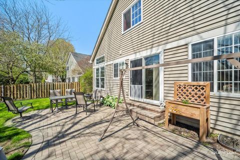 Tiny photo for 12 Middlefield Court, Lake In The Hills, IL 60156 (MLS # 12627666)